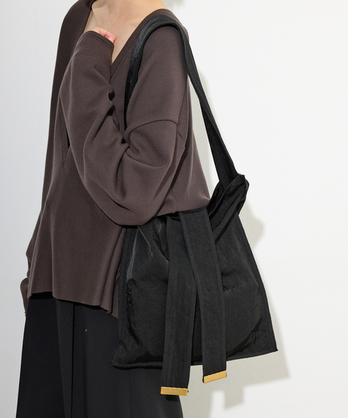 ITTI（イッチ）の「《追加4》ITTI/イッチ SLOBE別注 TOTE M（トートバッグ・レディース・ブラック/レッド・FREE）」の9枚目の写真