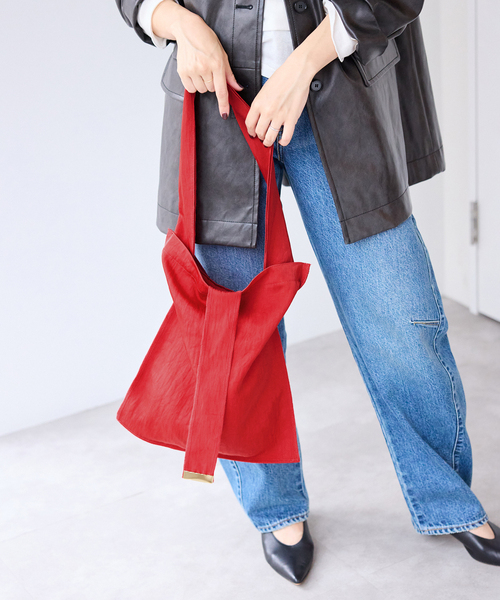 ITTI（イッチ）の「《追加4》ITTI/イッチ SLOBE別注 TOTE M（トートバッグ・レディース・ブラック/レッド・FREE）」の16枚目の写真