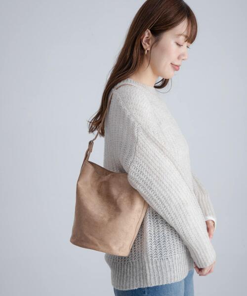 URBAN RESEARCH Sonny Label（アーバンリサーチサニーレーベル）の「フェイクスウェードバケットバッグ（ショルダーバッグ・レディース・ブラウン/ベージュ・ONE）」の3枚目の写真