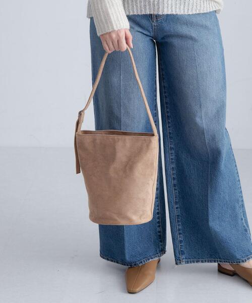 URBAN RESEARCH Sonny Label（アーバンリサーチサニーレーベル）の「フェイクスウェードバケットバッグ（ショルダーバッグ・レディース・ブラウン/ベージュ・ONE）」の5枚目の写真