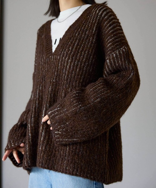 pocket（ポケット）の「オーバーサイズ畦編みVネックニット（ニット/セーター・レディース・グレー/ブルー/ブラウン・FREE）」の21枚目の写真