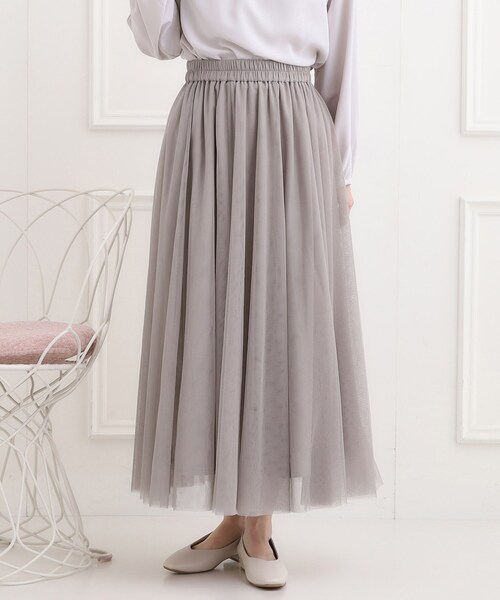 SHOO・LA・RUE（シューラルー）の「【洗濯機可】セレモニーからデイリーまで ふんわり軽やか チュールギャザースカート（スカート・レディース・ライトベージュ/ブラック/グレー系その他・00）」の3枚目の写真