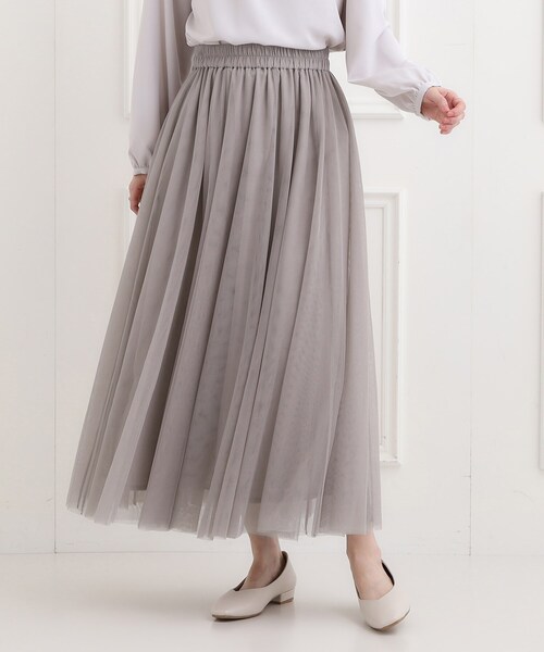 SHOO・LA・RUE（シューラルー）の「【洗濯機可】セレモニーからデイリーまで ふんわり軽やか チュールギャザースカート（スカート・レディース・ライトベージュ/ブラック/グレー系その他・00）」の4枚目の写真