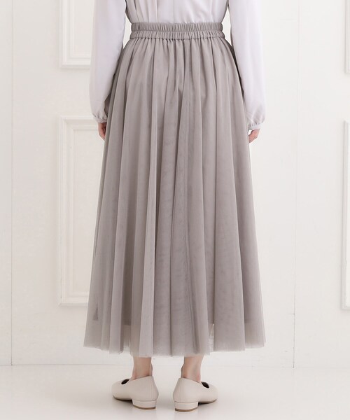 SHOO・LA・RUE（シューラルー）の「【洗濯機可】セレモニーからデイリーまで ふんわり軽やか チュールギャザースカート（スカート・レディース・ライトベージュ/ブラック/グレー系その他・00）」の18枚目の写真