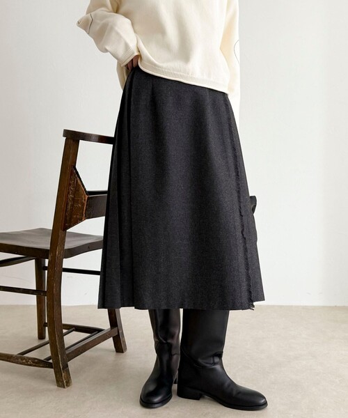 fredy emue（フレディエミュ）の「【O’NEIL OF DUBLIN/オニールオブダブリン】ミディ丈スカート（スカート・レディース・チャコールグレー/ピンク系その他・38）」の7枚目の写真