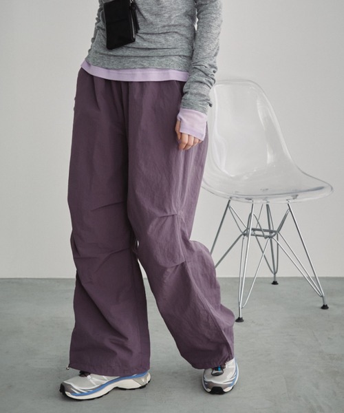 Auntie Rosa Holiday(アンティローザホリデー)の「ナイロンボリュームパンツ(その他パンツ・レディース・グレー/ブラック/ネイビー/パープル・FREE)」の15枚目の写真