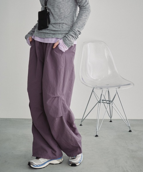 Auntie Rosa Holiday(アンティローザホリデー)の「ナイロンボリュームパンツ(その他パンツ・レディース・グレー/ブラック/ネイビー/パープル・FREE)」の14枚目の写真