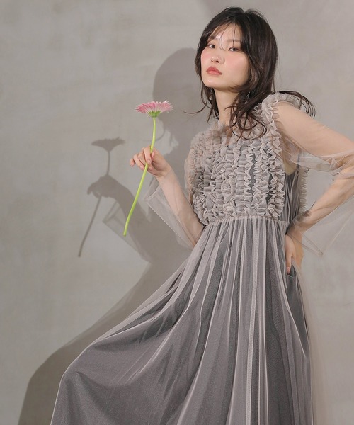 Kana（カナ）の「チュール ロング フリル Aライン ワンピース ドレス ２点セット パーティー 結婚式 お呼ばれ オケージョン（ドレス・レディース・ベージュ/チャコールグレー/バーガンディー・M）」の15枚目の写真
