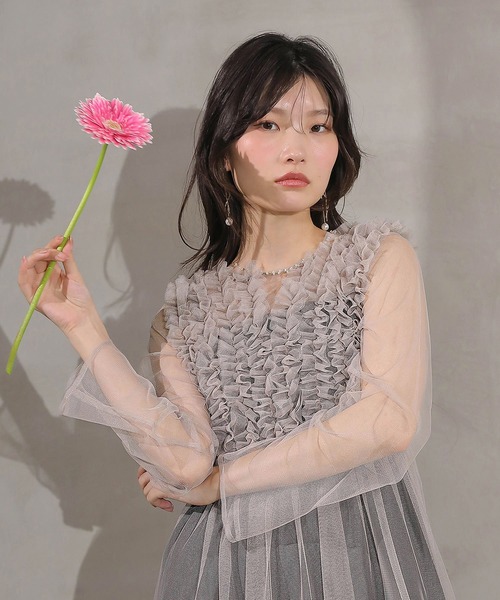 Kana（カナ）の「チュール ロング フリル Aライン ワンピース ドレス ２点セット パーティー 結婚式 お呼ばれ オケージョン（ドレス・レディース・ベージュ/チャコールグレー/バーガンディー・M）」の16枚目の写真