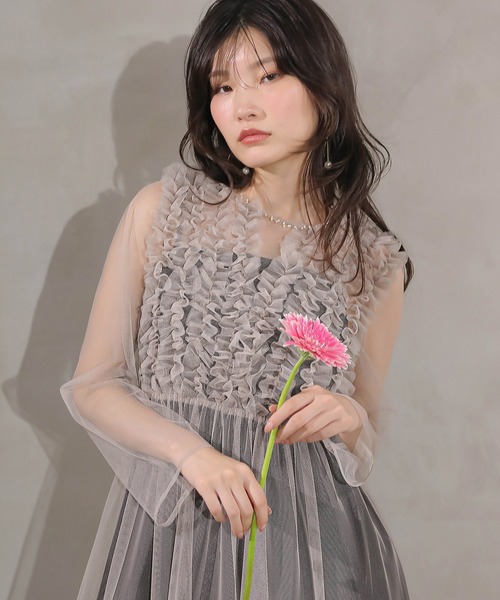Kana（カナ）の「チュール ロング フリル Aライン ワンピース ドレス ２点セット パーティー 結婚式 お呼ばれ オケージョン（ドレス・レディース・ベージュ/チャコールグレー/バーガンディー・M）」の18枚目の写真