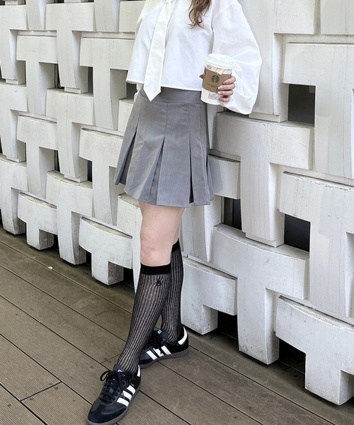 Flugge（フラッジー）の「プリーツミニスカート（スカート・レディース・グレー/ブラック・FREE）」の13枚目の写真
