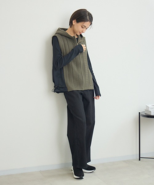 KATHARINE ROSS(キャサリンロス)の「【PILLINI/ピリーニ】ケーブルドッキングベスト(ベスト・レディース・ブラック/カーキ・MEDIUM)」の17枚目の写真