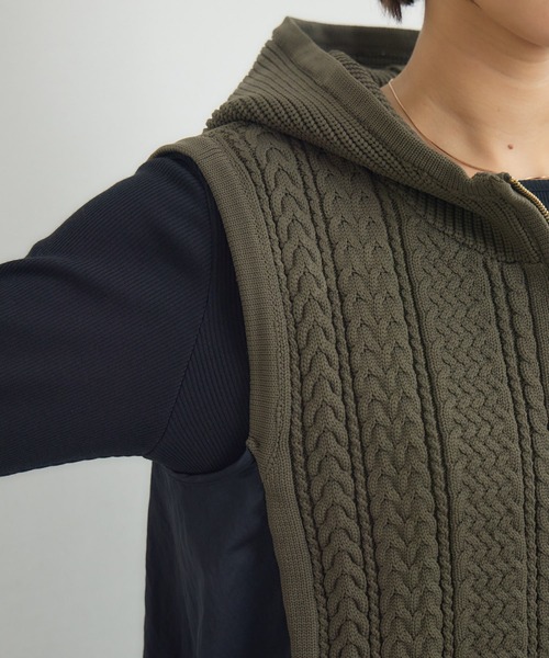 KATHARINE ROSS(キャサリンロス)の「【PILLINI/ピリーニ】ケーブルドッキングベスト(ベスト・レディース・ブラック/カーキ・MEDIUM)」の9枚目の写真