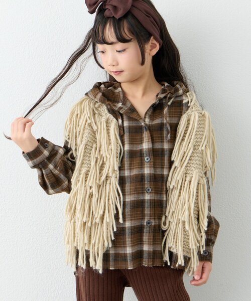 CIAOPANIC TYPY（チャオパニックティピー）の「【KIDS】【ジュニアサイズあり】洗える手編みタッチフリンジニットベスト（ベスト・キッズ・ブラック/ベージュ/キャメル・XX-LARGE/X-LARGE/LARGE/MEDIUM）」の13枚目の写真