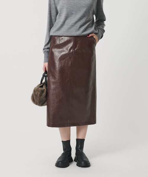 BEAUTY&YOUTH UNITED ARROWS（ビューティーアンドユースユナイテッドアローズ）の「レザーライク Aラインスカート（スカート・レディース・ワイン/オリーブ・M/S）」の3枚目の写真
