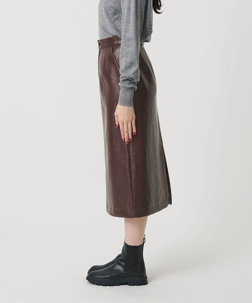 BEAUTY&YOUTH UNITED ARROWS（ビューティーアンドユースユナイテッドアローズ）の「レザーライク Aラインスカート（スカート・レディース・ワイン/オリーブ・M/S）」の10枚目の写真