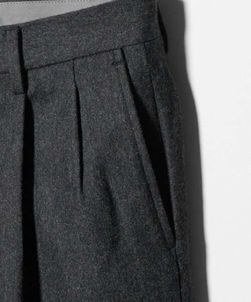 green label relaxing(グリーンレーベルリラクシング)の「DC W/N 2プリーツ ワイド スラックス(スラックス・メンズ・ダークブラウン/ダークグレー・S/L/XL/M)」の14枚目の写真