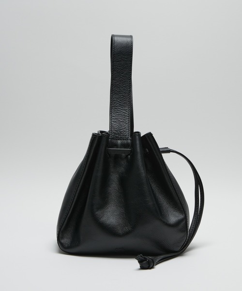 ONE.(ワンドット)の「【ONE. /ワンドット】/ One-handle leather handbag / 撥水レザー(ハンドバッグ・レディース・ブラック・FREE)」の6枚目の写真