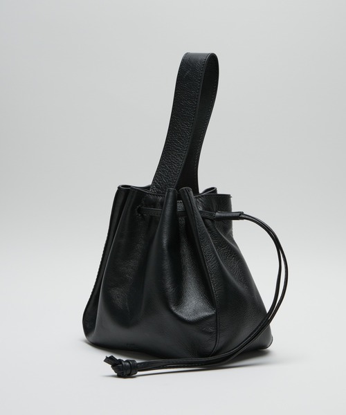 ONE.(ワンドット)の「【ONE. /ワンドット】/ One-handle leather handbag / 撥水レザー(ハンドバッグ・レディース・ブラック・FREE)」の8枚目の写真