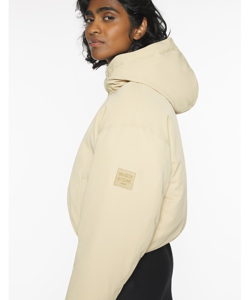 Maison Kitsune(メゾンキツネ)の「HOODED PUFFER(ブルゾン・レディース・ライトベージュ/ブラック・XS/S/M/L)」の14枚目の写真