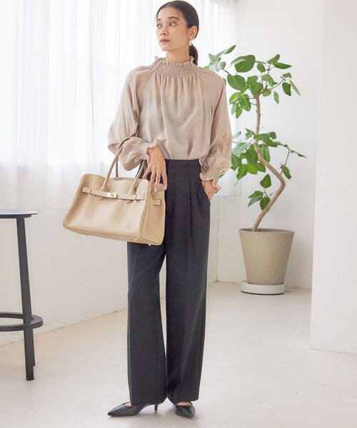 MILOS(ミロス)の「【SHIPS別注】MILOS: 金具付き ベルト トート M(トートバッグ・レディース・ブラック/ナチュラル・ONE SIZE)」の11枚目の写真