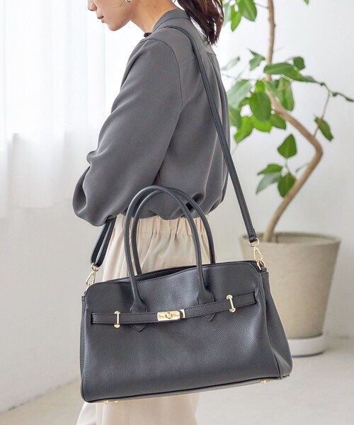 MILOS(ミロス)の「【SHIPS別注】MILOS: 金具付き ベルト トート M(トートバッグ・レディース・ブラック/ナチュラル・ONE SIZE)」の18枚目の写真