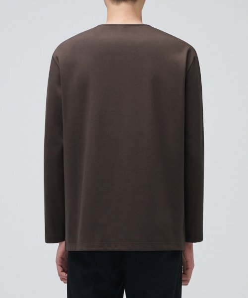 MUSINSA STANDARD（ムシンサスタンダード）の「フォンテクルーネック長袖Tシャツ[ダークブラウン]（Tシャツ/カットソー・メンズ・その他・SMALL/MEDIUM/LARGE/X-LARGE/XX-LARGE）」の2枚目の写真