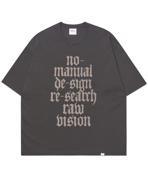 NOMANUAL(NOMANUAL)の「RAW VISION T-SHIRT - CHARCOAL(Tシャツ/カットソー・レディース・その他・MEDIUM/LARGE/X-LARGE/SMALL)」の1枚目の写真