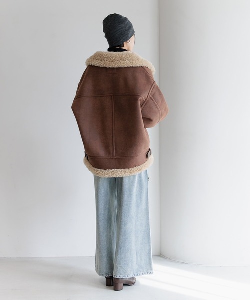 BAYFLOW(ベイフロー)の「シングルムートンジャケット(ムートンコート・レディース・ナチュラル/ブラウン・SMALL/MEDIUM)」の7枚目の写真