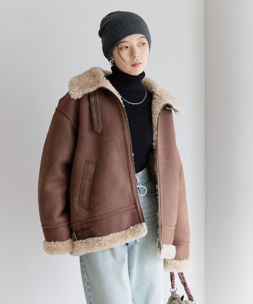 BAYFLOW(ベイフロー)の「シングルムートンジャケット(ムートンコート・レディース・ナチュラル/ブラウン・SMALL/MEDIUM)」の11枚目の写真