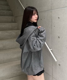 Lae（レイ）の「キラキラジップフーディー（パーカー）」