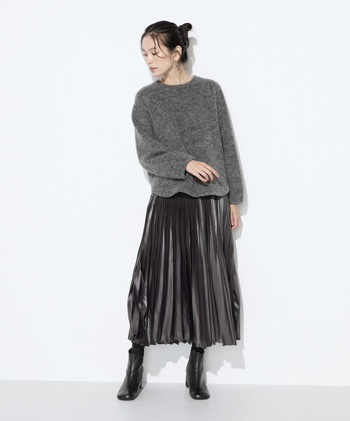 K.T KIYOKO TAKASE(キヨコタカセ)の「アルパカ混 ラグランスリーブプルオーバー(Tシャツ/カットソー・レディース・ライトグレー/チャコール/ピンク/サックスブルー・7号/9号)」の12枚目の写真