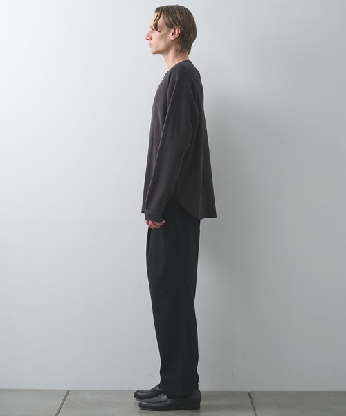 markaware(マーカウェア)の「【markaware/marka】オーガニックコットンヘンプメッシュニット / クルーネックL/S Tee/CREW NECK L/S TEE(Tシャツ/カットソー・メンズ・チャコールグレー/ブラック/ホワイト・1/2)」の5枚目の写真