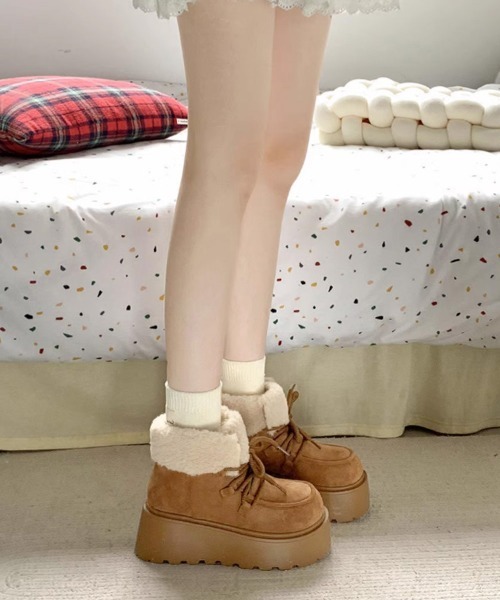 Miniministore(ミニミニストア)の「厚底ムートンブーツもこもこショートブーツ(ブーツ・レディース・ダークブラウン/キャメル・24.5cm/25.0cm/23.0cm/23.5cm/24.0cm)」の18枚目の写真