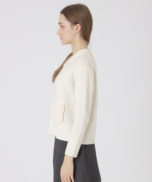 BLUE LABEL CRESTBRIDGE(ブルーレーベルクレストブリッジ)の「ラムズウールニットプルオーバー(ニット/セーター・レディース・オフホワイト/グレー系その他・38)」の10枚目の写真