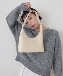 LIAN（リアン）の「ラウンドミニホーボーバッグ（ショルダーバッグ）」