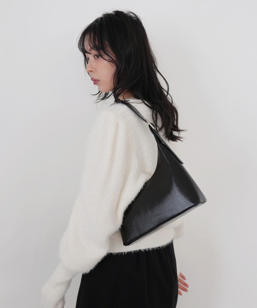 LIAN（リアン）の「ラウンドミニホーボーバッグ（ショルダーバッグ・レディース・ブラウン/アイボリー/ブラック・FREE）」の8枚目の写真