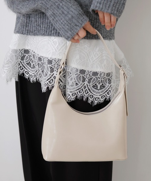 LIAN（リアン）の「ラウンドミニホーボーバッグ（ショルダーバッグ・レディース・ブラウン/アイボリー/ブラック・FREE）」の14枚目の写真