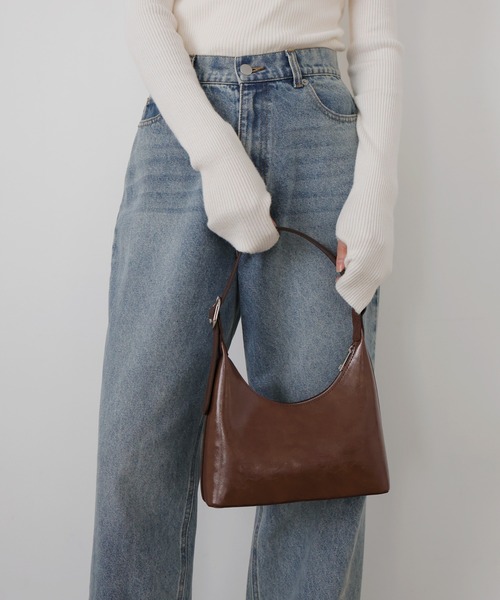 LIAN（リアン）の「ラウンドミニホーボーバッグ（ショルダーバッグ・レディース・ブラウン/アイボリー/ブラック・FREE）」の17枚目の写真