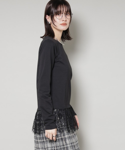NANO universe（ナノユニバース）の「裾レースドッキングロングTシャツ（Tシャツ/カットソー・レディース・ブラック/ホワイト/ブラウン・FREE）」の19枚目の写真