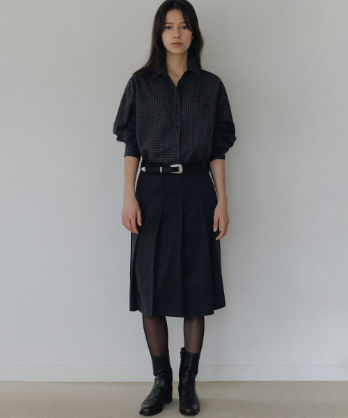 ANDNEEDS(アンドニーズ)の「Kay wool pleats midi skirt (charcoal gray)(スカート・レディース・その他・SMALL/MEDIUM)」の3枚目の写真