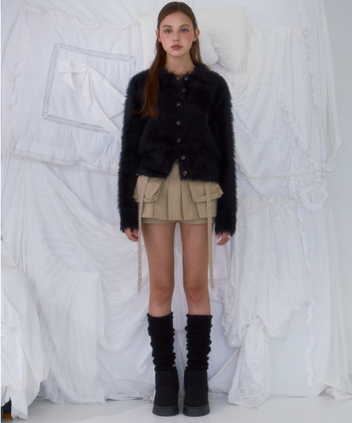 ROSEFRANTZ（ロゼフランツ）の「Fur Collar Button Cardigan [Black]（カーディガン/ボレロ・レディース・ブラック・FREE）」の2枚目の写真