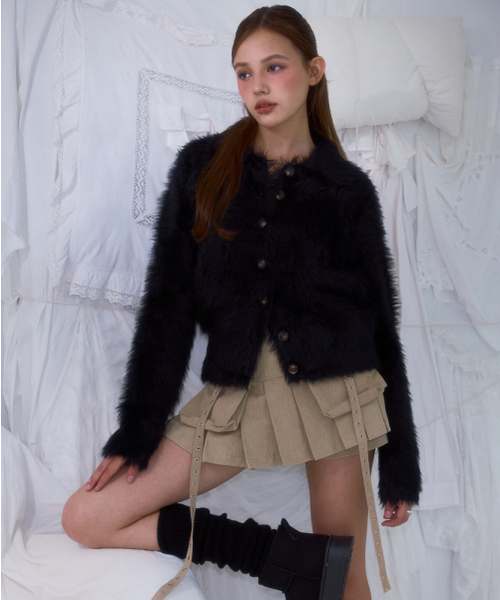 ROSEFRANTZ（ロゼフランツ）の「Fur Collar Button Cardigan [Black]（カーディガン/ボレロ・レディース・ブラック・FREE）」の8枚目の写真