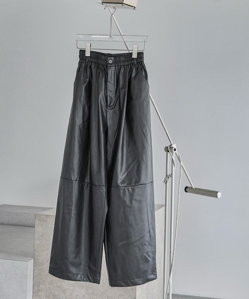 TALLサイズあり】フェイクレザーコクーンイージーパンツ（その他パンツ