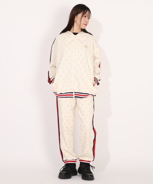 BABYDOLL(ベビードール)の「親子お揃い スパークルラインジップパーカー 1186A (ボトムス別売)(パーカー・レディース・オフホワイト/ネイビー/グリーン・ユニセックスM/ユニセックスL/ユニセックスXL/ユニセックスS)」の6枚目の写真