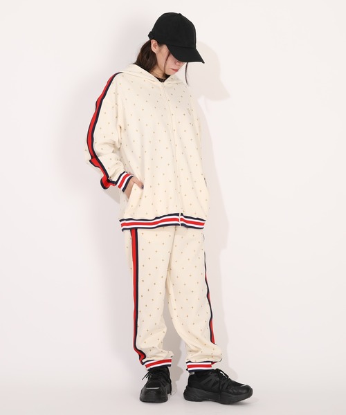 BABYDOLL(ベビードール)の「親子お揃い スパークルラインジップパーカー 1186A (ボトムス別売)(パーカー・レディース・オフホワイト/ネイビー/グリーン・ユニセックスM/ユニセックスL/ユニセックスXL/ユニセックスS)」の9枚目の写真