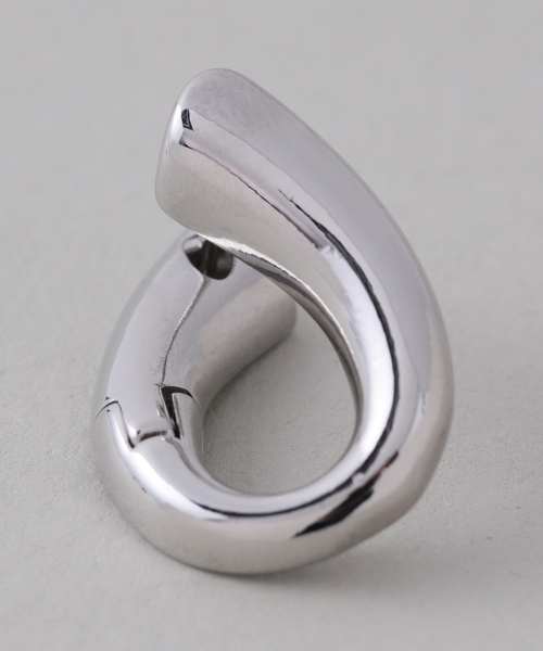 Noble（ノーブル）の「PETIT MOMENTS/プティモーメント Pear Hoops（ピアス（両耳用）・レディース・ゴールド/シルバー・FREE）」の13枚目の写真