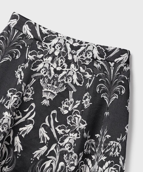 GRACE CONTINENTAL（グレースコンチネンタル）の「オーナメントジャガードハンカチヘムスカート（スカート・レディース・ラベンダー/ピンク/ブラック・36/38）」の20枚目の写真