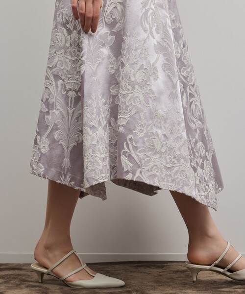 GRACE CONTINENTAL（グレースコンチネンタル）の「オーナメントジャガードハンカチヘムスカート（スカート・レディース・ラベンダー/ピンク/ブラック・36/38）」の14枚目の写真