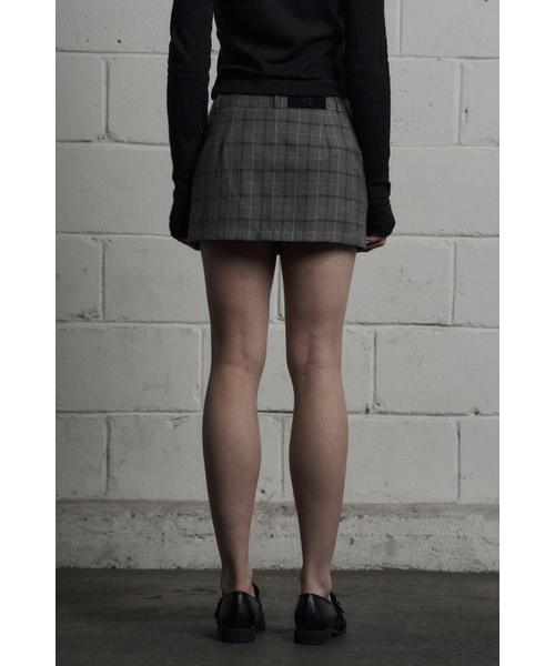 SYNERJYN(シナジン)の「CLASSIC CHECK MINI SKIRT GRAY(スカート・レディース・その他・SMALL/MEDIUM)」の2枚目の写真